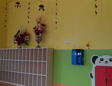 精格校園直飲水，讓學生的生活與世界同步！