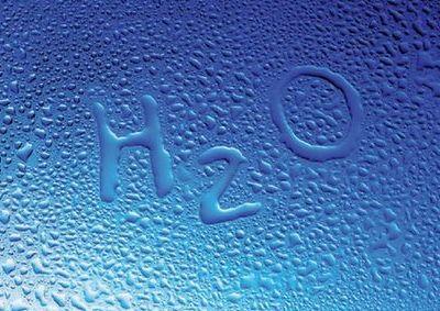 精格帶你了解喝水的正確姿勢