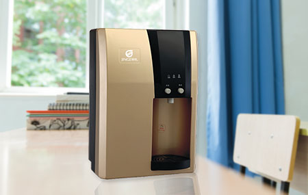 掛壁式管線機(jī)諸多好處，更適合學(xué)校安裝[精格凈水]